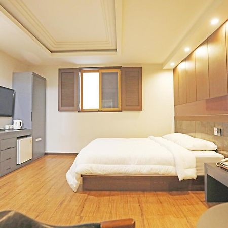 Incheon Airport Hotel June Экстерьер фото